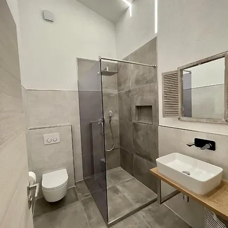 Apartment Lambda Jesenice (Split-Dalmatia)