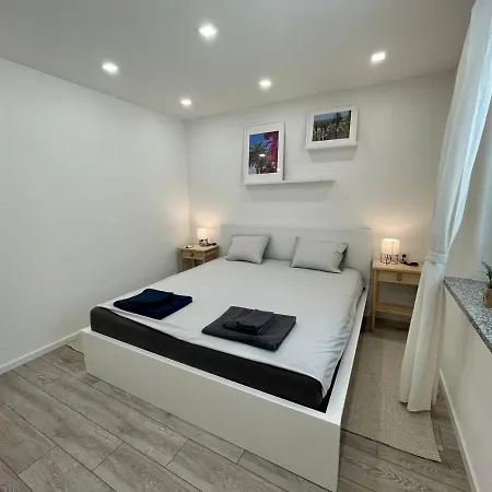 Lambda Lägenhet Jesenice (Split-Dalmatia)